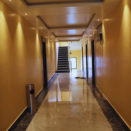 Hotel Aarohi Tarapith Exterior photo